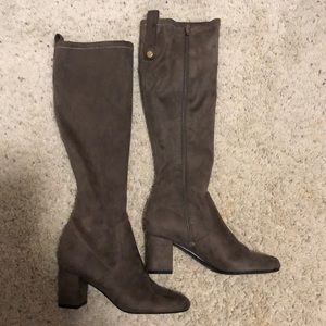 Grey GUESS boots